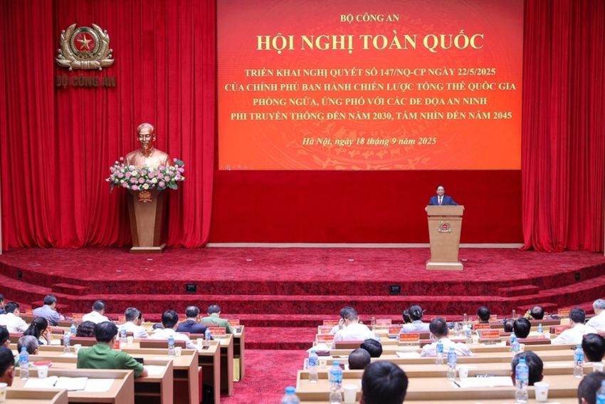 Ứng phó kịp thời, hiệu quả các vấn đề an ninh phi truyền thống