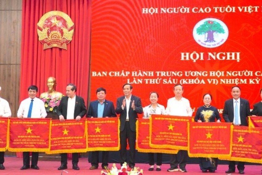 Phong trào “Tuổi cao – Gương sáng” đạt nhiều kết quả tích cực
