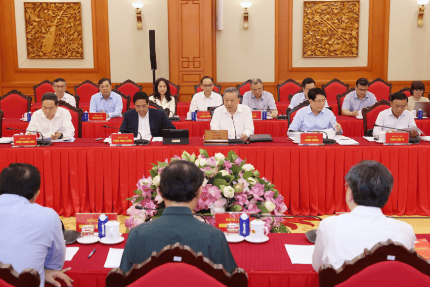 Quy định số 368-QĐ/TW về Danh mục vị trí chức danh của hệ thống chính trị