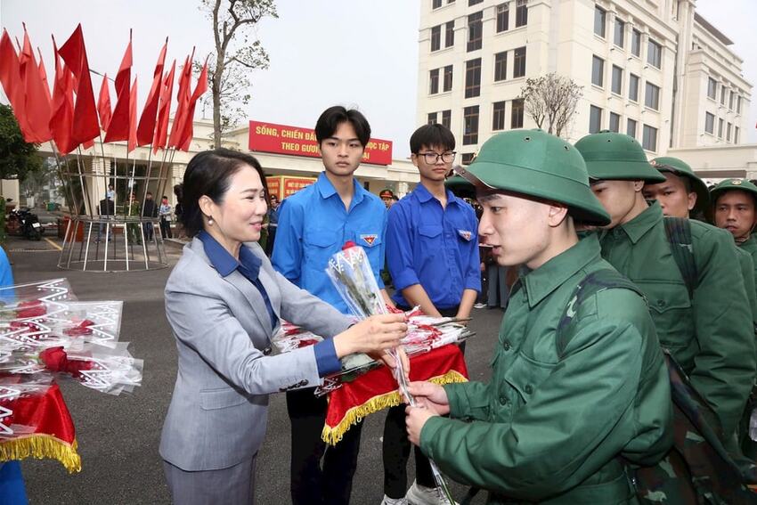 Nỗ lực tăng tỷ lệ nữ đại biểu dân cử