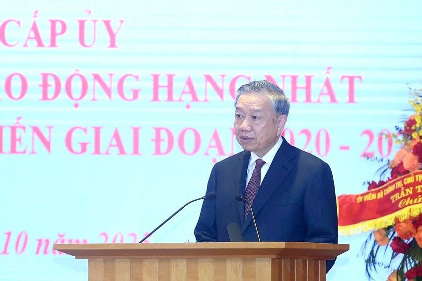 Phát biểu của Tổng Bí thư Tô Lâm tại Lễ kỷ niệm 95 năm Ngày truyền thống Văn phòng Trung ương Đảng và văn phòng các cấp ủy; đón nhận Huân chương Lao động hạng Nhất; tuyên dương điển hình tiên tiến giai đoạn 2020-2025