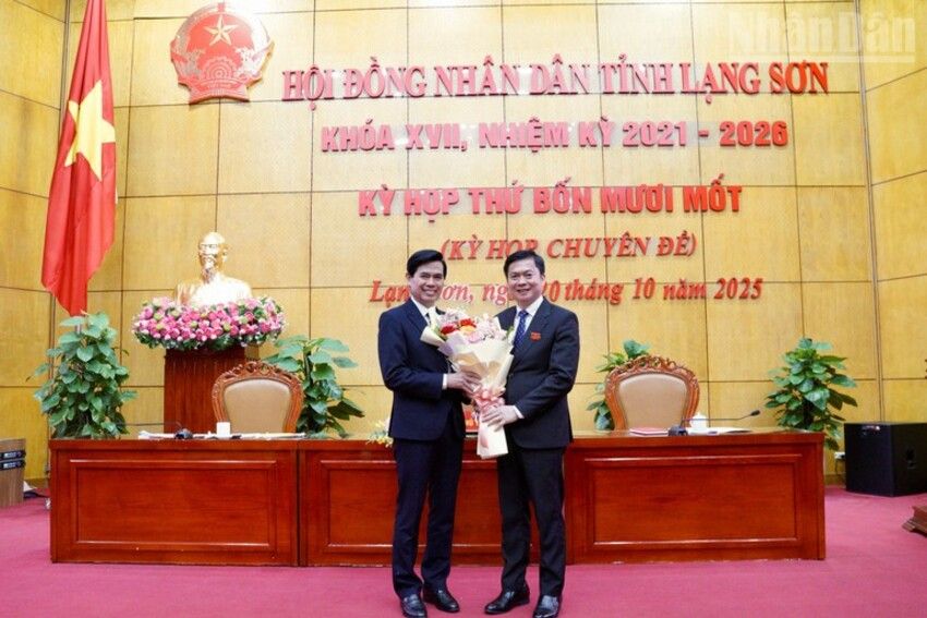 Phê chuẩn kết quả bầu, miễn nhiệm chức vụ Phó Chủ tịch UBND tỉnh Lạng Sơn