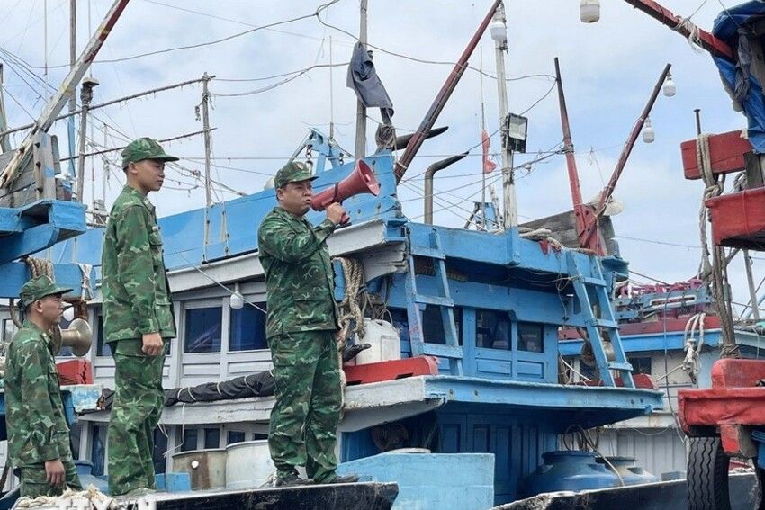 Thành lập Sở Chỉ huy tiền phương phục vụ chỉ đạo, điều hành ứng phó bão số 13