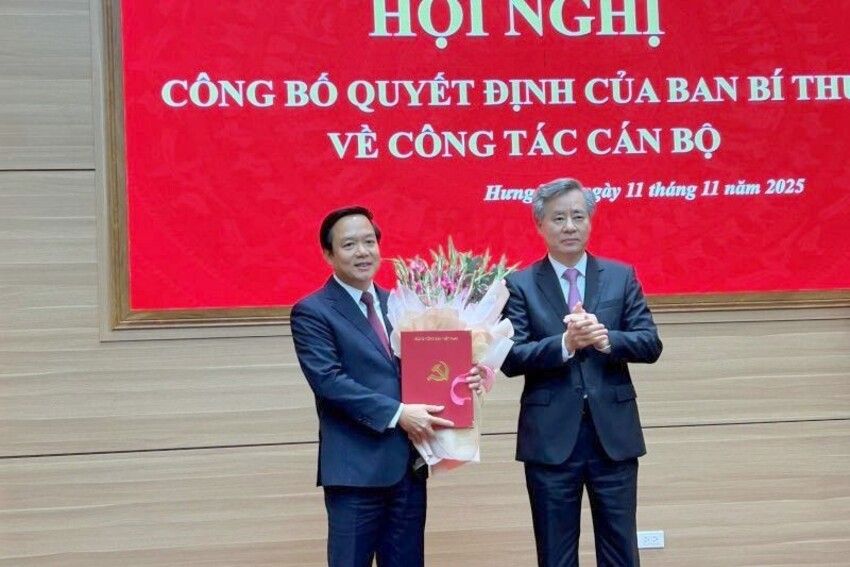 Tỉnh ủy Hưng Yên tổ chức Hội nghị công bố Quyết định của Bộ Chính trị về công tác cán bộ