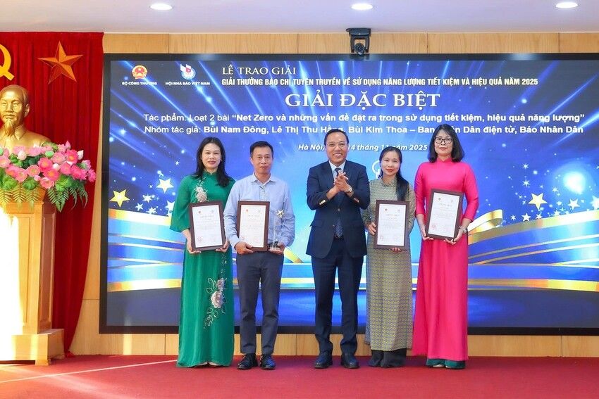 Trao Giải thưởng Báo chí tuyên truyền về sử dụng năng lượng tiết kiệm và hiệu quả năm 2025