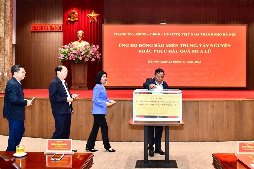 Thành phố Hà Nội hỗ trợ các tỉnh Miền Trung Tây Nguyên khắc phục hậu quả mưa lũ