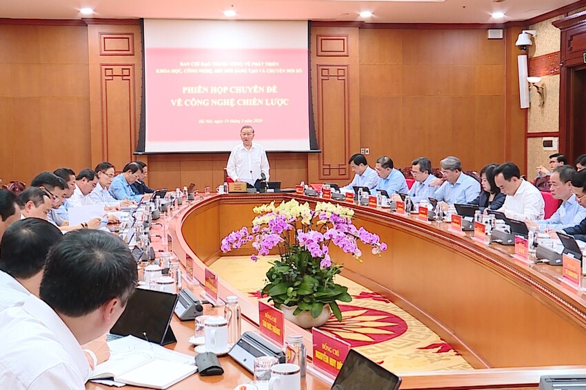 Tổng Bí thư Tô Lâm: Chọn ít nhưng làm thật sâu, thật mạnh để bứt phá công nghệ chiến lược