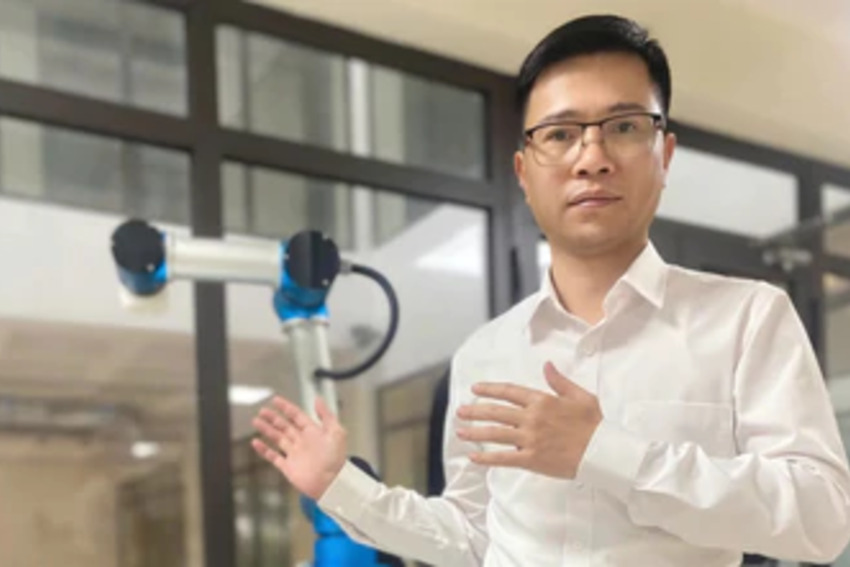 Người thắp lửa cho những giấc mơ công nghệ