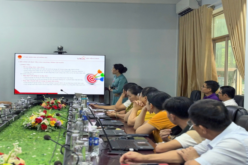 Đẩy mạnh bồi dưỡng và đánh giá kiến thức, kỹ năng số đối với cán bộ, công chức, viên chức