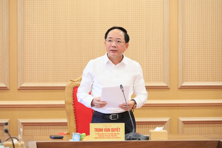 Công tác cán bộ phải thật sự là “then chốt của then chốt”