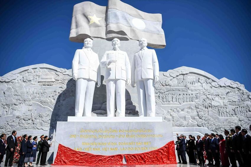 Tổng Bí thư Tô Lâm dự Lễ khánh thành Công viên Hữu nghị Lào-Việt Nam ở Vientiane