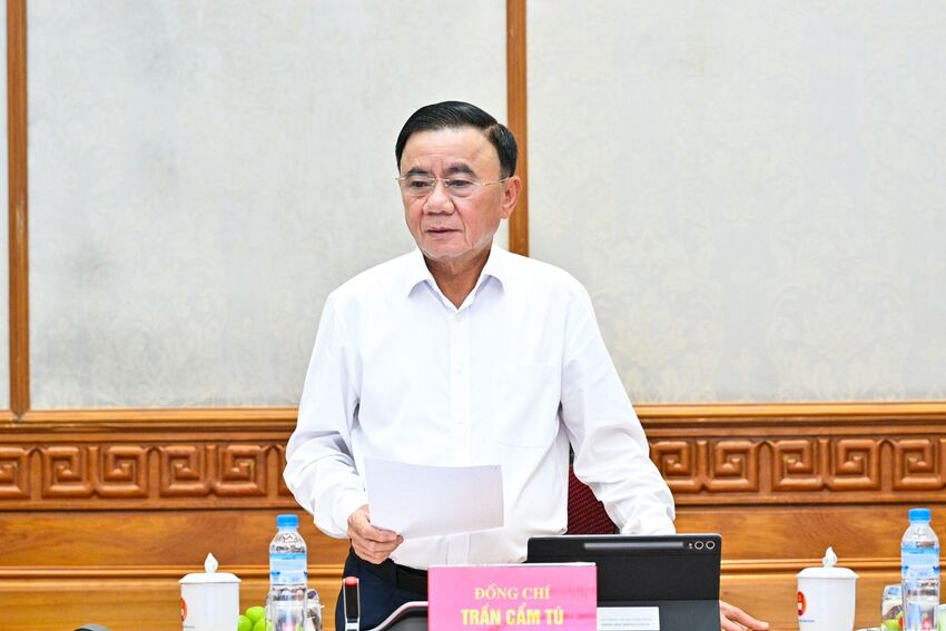 Hoàn thiện các hệ thống, nâng cao chất lượng tham mưu và đánh giá cán bộ