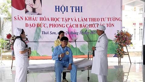 Hội thi sân khấu hóa học tập và làm theo Bác Hồ, Bác Tôn