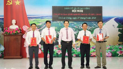 Cù Lao Giêng thành lập 6 Đảng bộ cơ sở trường học