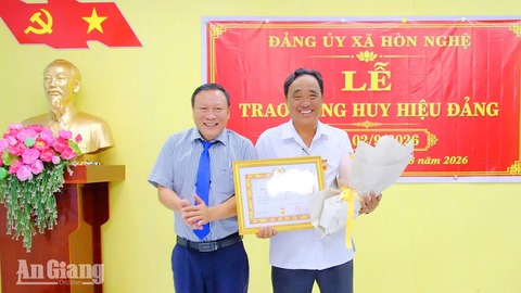 Tiếp tục góp sức cho địa phương