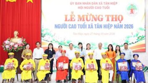 Tân Hiệp mừng thọ 716 người cao tuổi