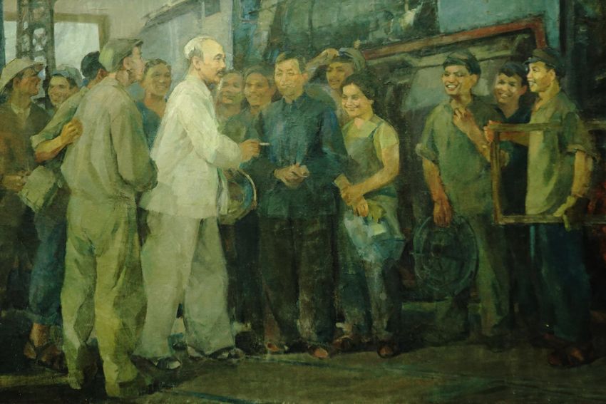 Quan điểm của Chủ tịch Hồ Chí Minh về bản lĩnh chính trị của đảng cách mạng và định hướng giải pháp nâng cao bản lĩnh chính trị của Đảng hiện nay