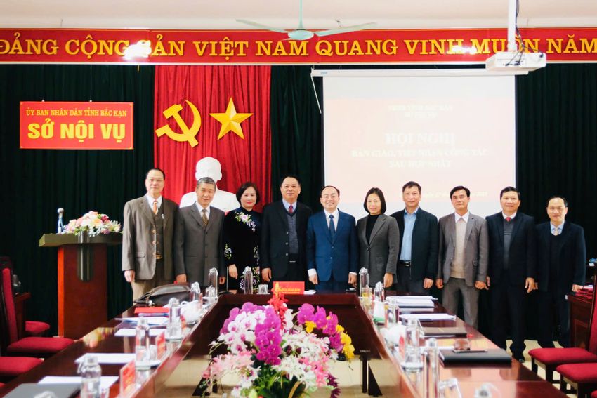 Sở Nội vụ tổ chức bàn giao, tiếp nhận sau hợp nhất