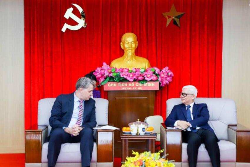 Bình Dương tạo điều kiện để công ty TNHH LEGO Manufacturing Việt Nam đi vào hoạt động đúng tiến độ