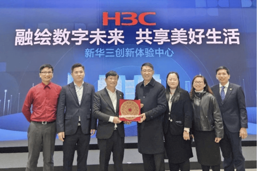 Lãnh đạo tỉnh thăm, làm việc tại các tổ chức, doanh nghiệp công nghệ Trung Quốc