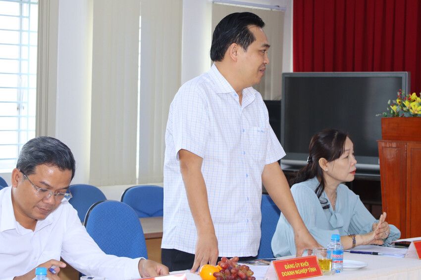 Hội nghị tổng kết công tác thi đua các cơ quan Đảng của tỉnh