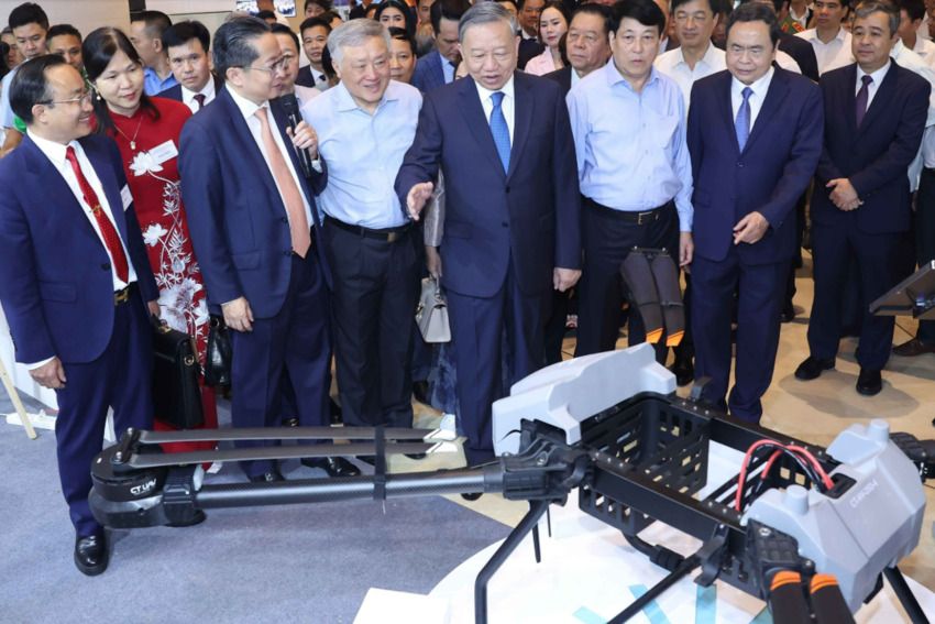 Thực hiện “Bộ tứ trụ cột” để tạo động lực mạnh mẽ đưa đất nước phát triển