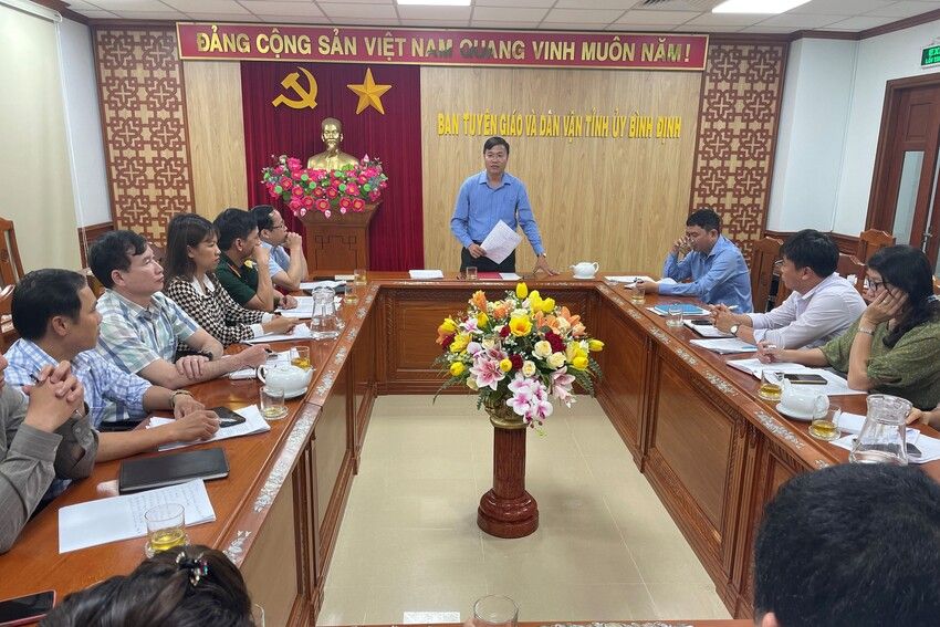 Ban Tuyên giáo và Dân vận Tỉnh ủy tổ chức Hội nghị giao ban cộng tác viên dư luận xã hội cấp tỉnh quý I/2025