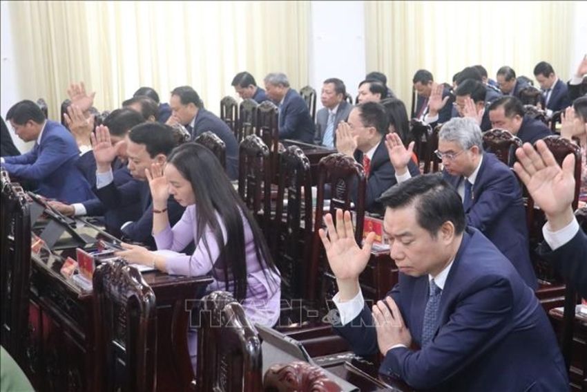 Tinh gọn bộ máy: Ổn định sớm để phát triển