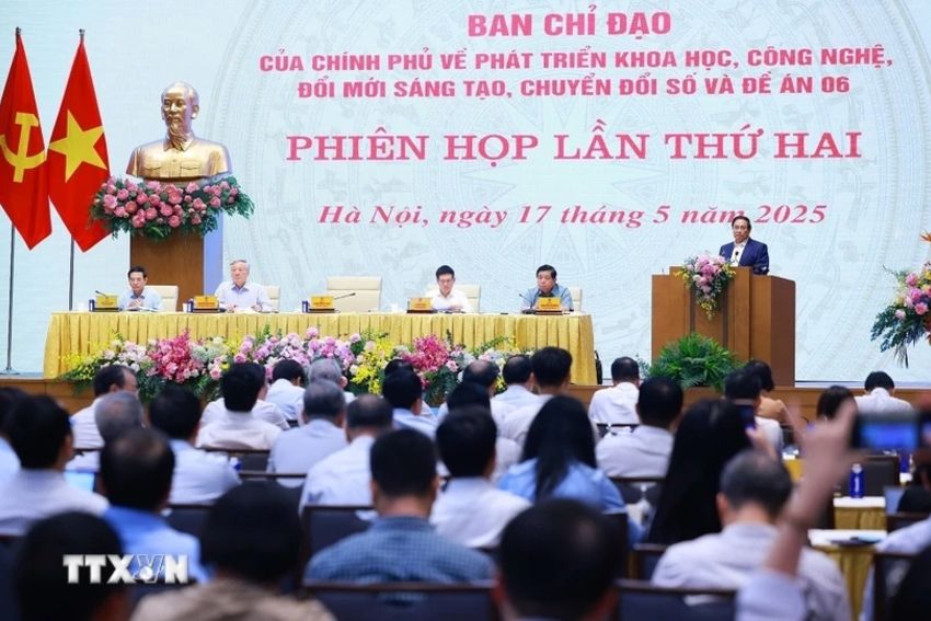 Thủ tướng: Có người đứng đầu chưa quan tâm đúng mức đến chuyển đổi số