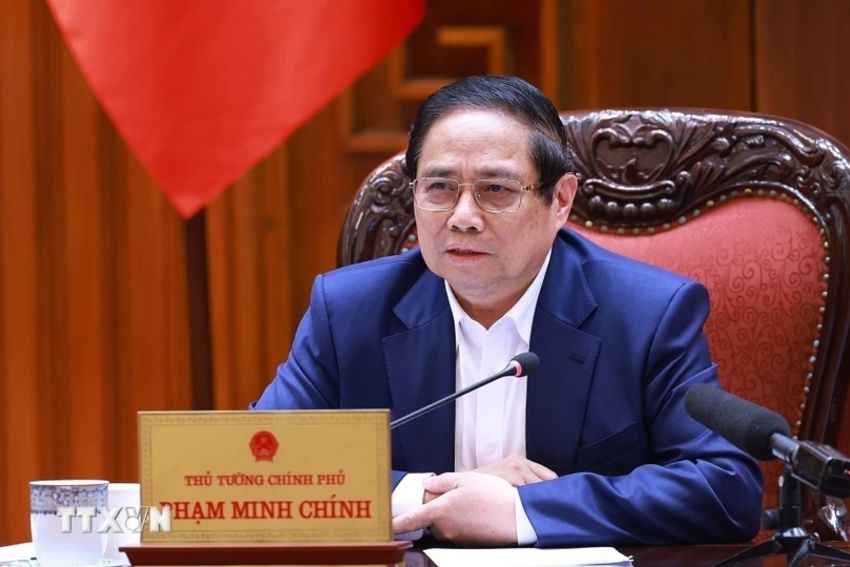 'Xây dựng các nghị định phân cấp, phân quyền mạnh cho chính quyền địa phương'