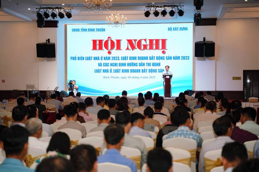 Hội nghị tập huấn, triển khai thi hành Luật Nhà ở, Luật Kinh doanh bất động sản
