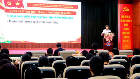 400 cán bộ, công chức, đảng viên Hải quan khu vực III quán triệt các văn bản Trung ương Đảng
