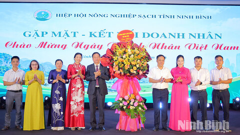 Hiệp hội Nông nghiệp sạch tỉnh Ninh Bình gặp mặt nhân Ngày Doanh nhân Việt Nam