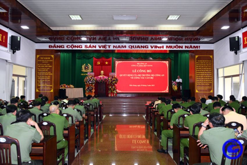 Công an tỉnh Tiền Giang tổ chức Lễ công bố Quyết định của Bộ trưởng Bộ Công an về công tác cán bộ