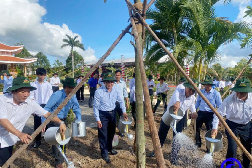 Tiền Giang: Phát động "Trồng cây đời đời nhớ ơn Bác Hồ"