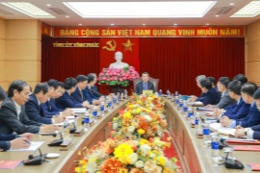 Đồng chí Lê Minh Hưng, Ủy viên Bộ Chính trị, Bí thư Trung ương Đảng, Trưởng Ban Tổ chức Trung ương làm việc với Ban Thường vụ Tỉnh ủy Vĩnh Phúc