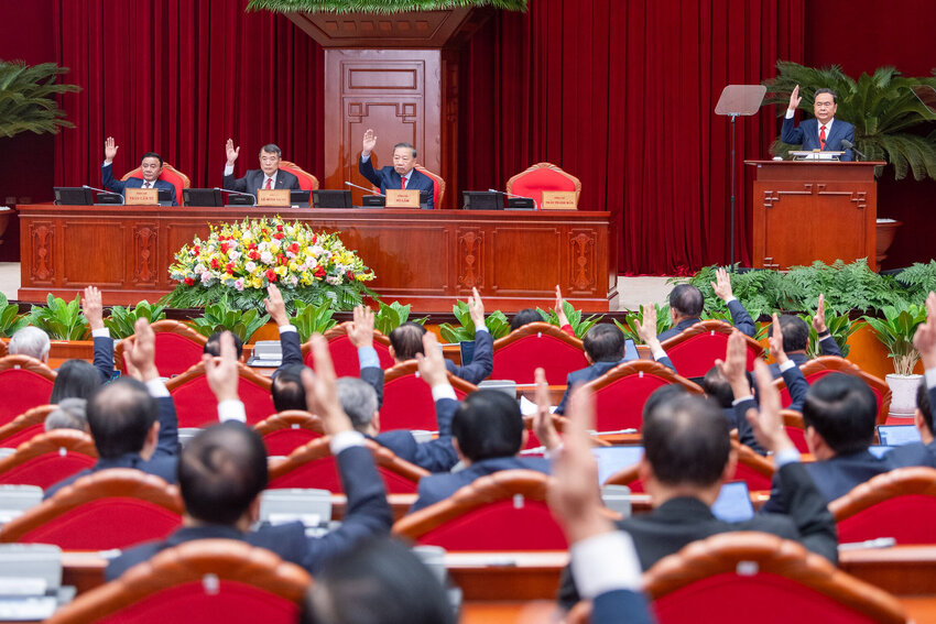 Yêu cầu của Trung ương khi nghiên cứu sửa đổi, bổ sung Điều lệ Đảng