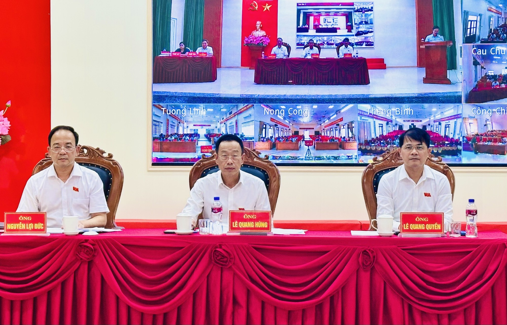 Đại biểu HĐND tỉnh tiếp xúc cử tri đơn vị bầu cử số 18