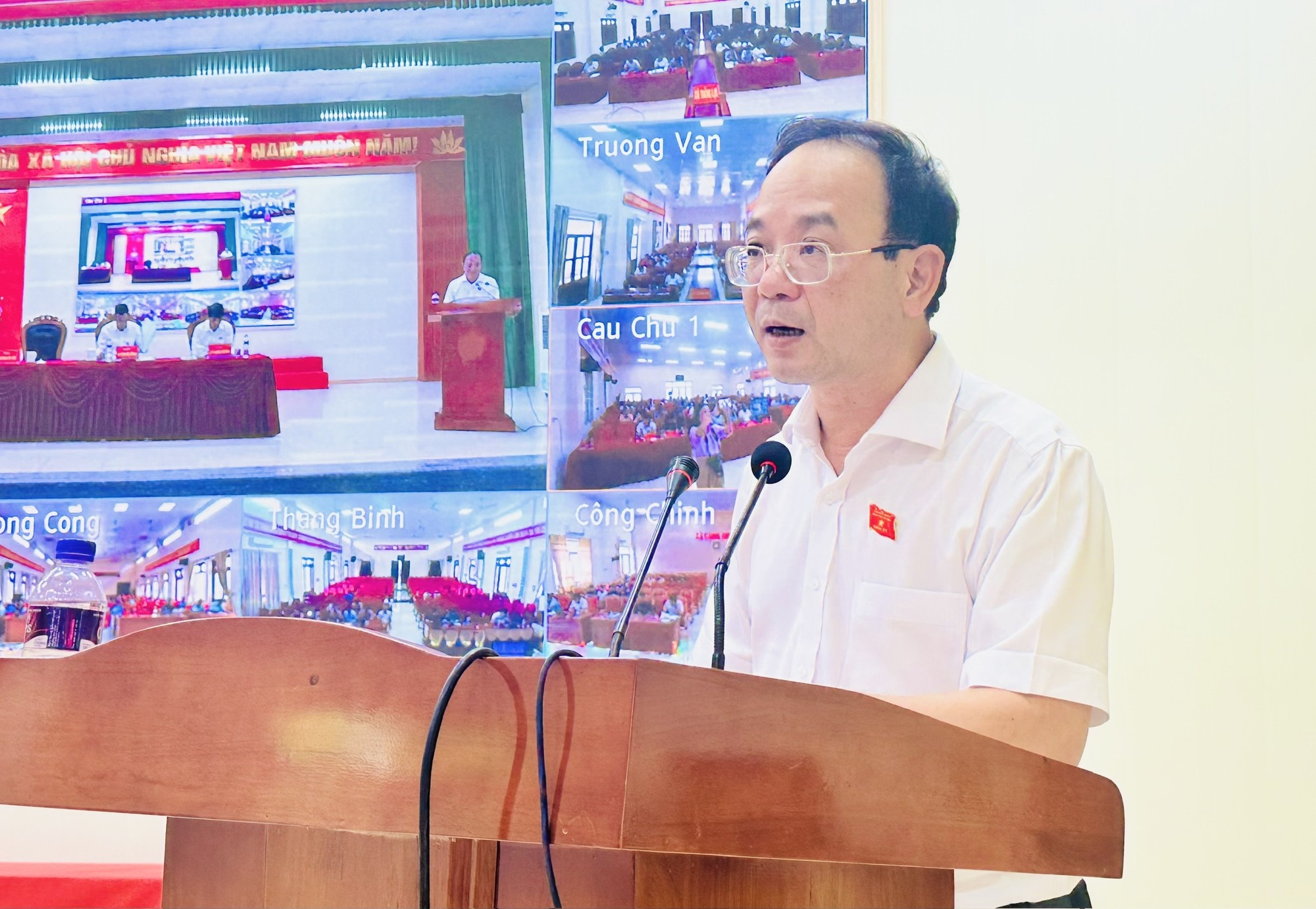 Đại biểu HĐND tỉnh tiếp xúc cử tri đơn vị bầu cử số 18