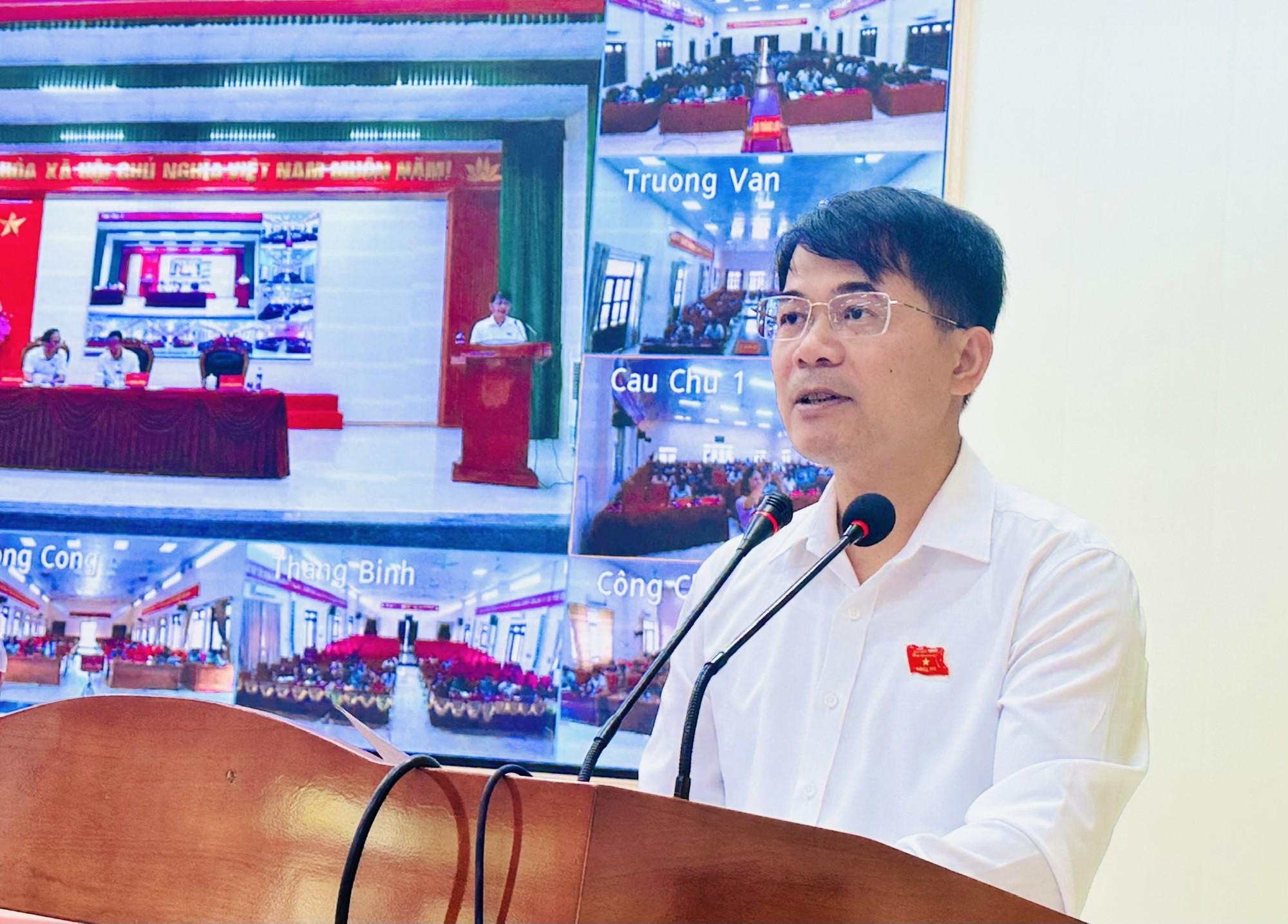 Đại biểu HĐND tỉnh tiếp xúc cử tri đơn vị bầu cử số 18