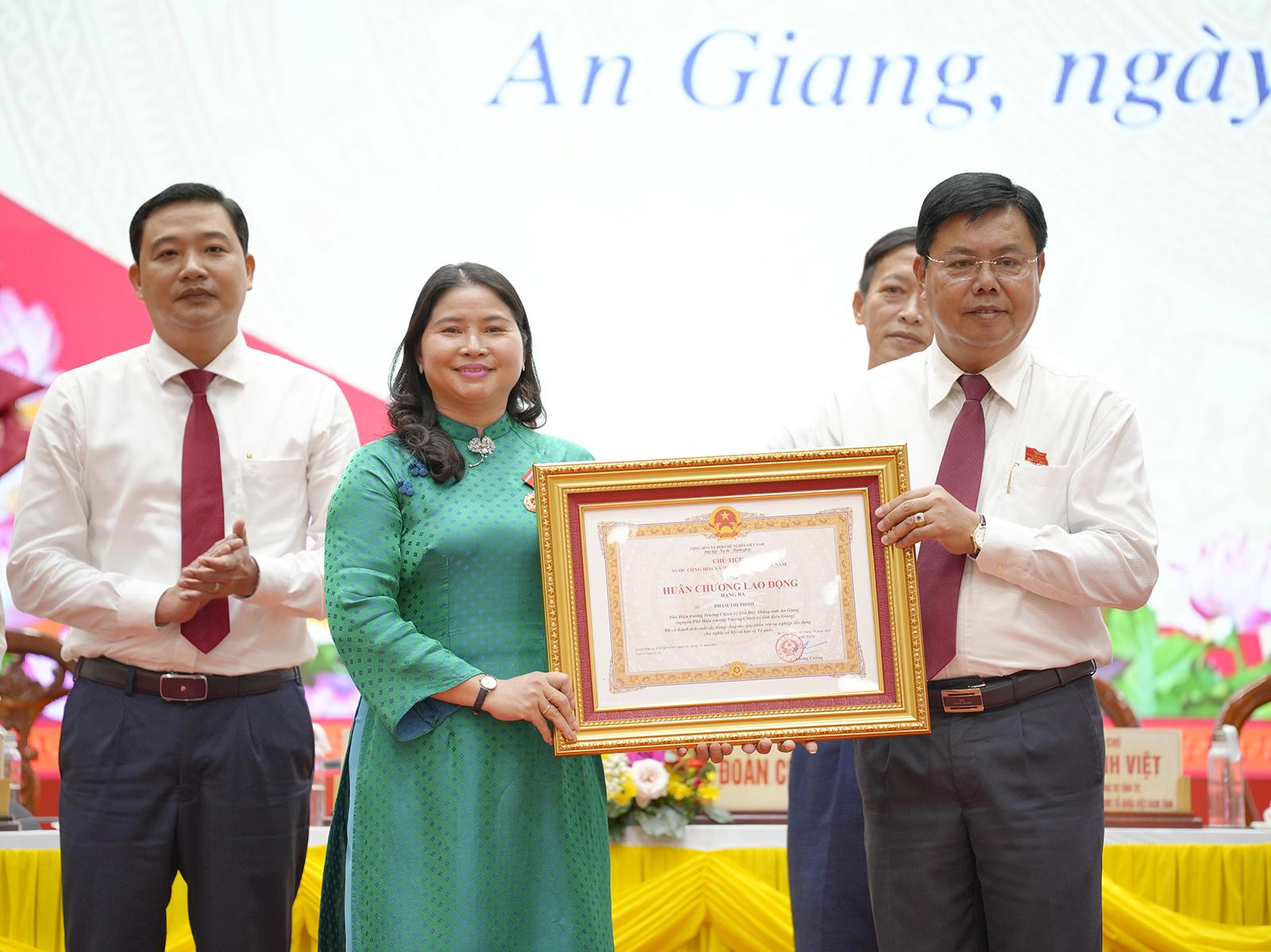 Tỉnh An Giang long trọng tổ chức Đại hội Thi đua yêu nước lần thứ I