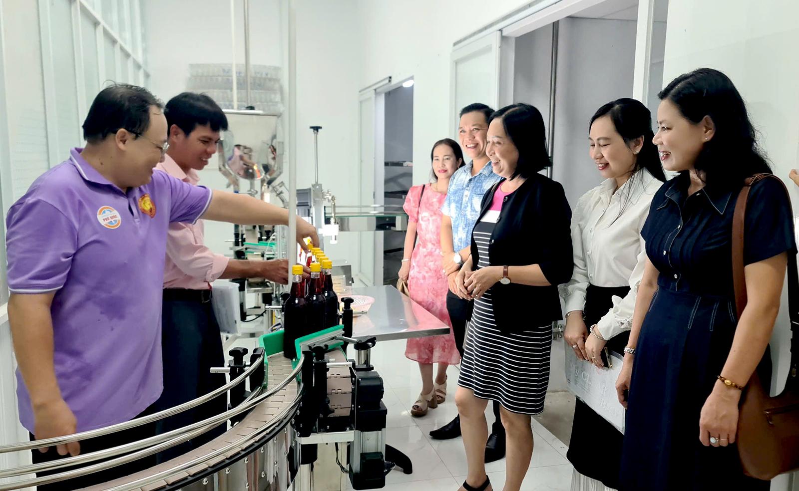 Nghiệm thu đề án “Hỗ trợ ứng dụng máy móc tiên tiến vào sản xuất nước mắm”