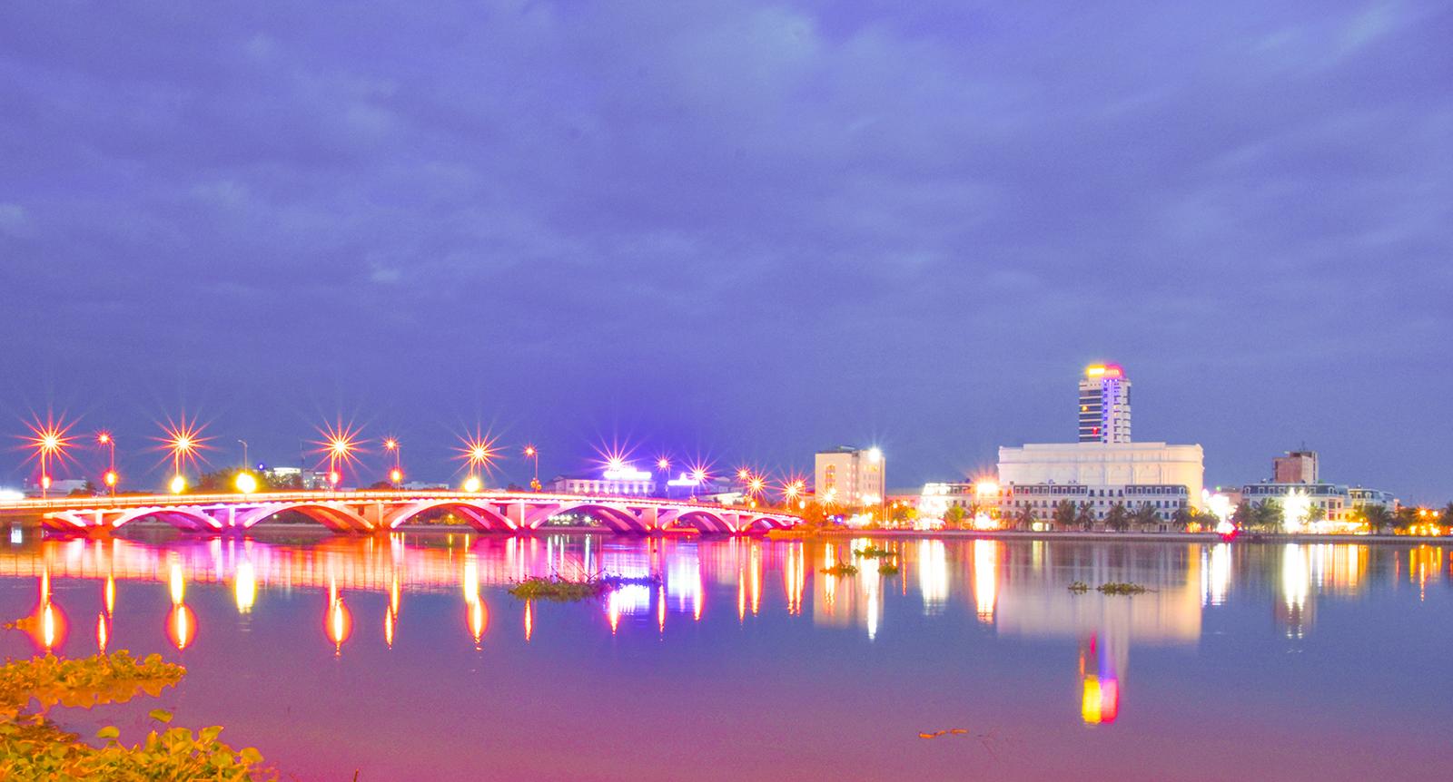 Rạch Giá lung linh về đêm