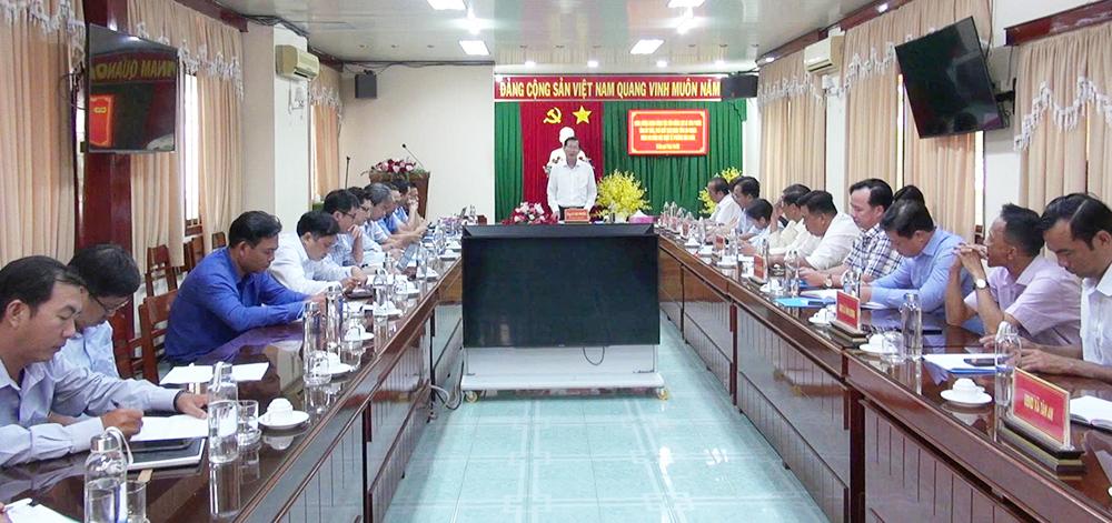 Phó Chủ tịch UBND tỉnh An Giang Lê Văn Phước kiểm tra hoạt động chính quyền cơ sở sau sáp nhập