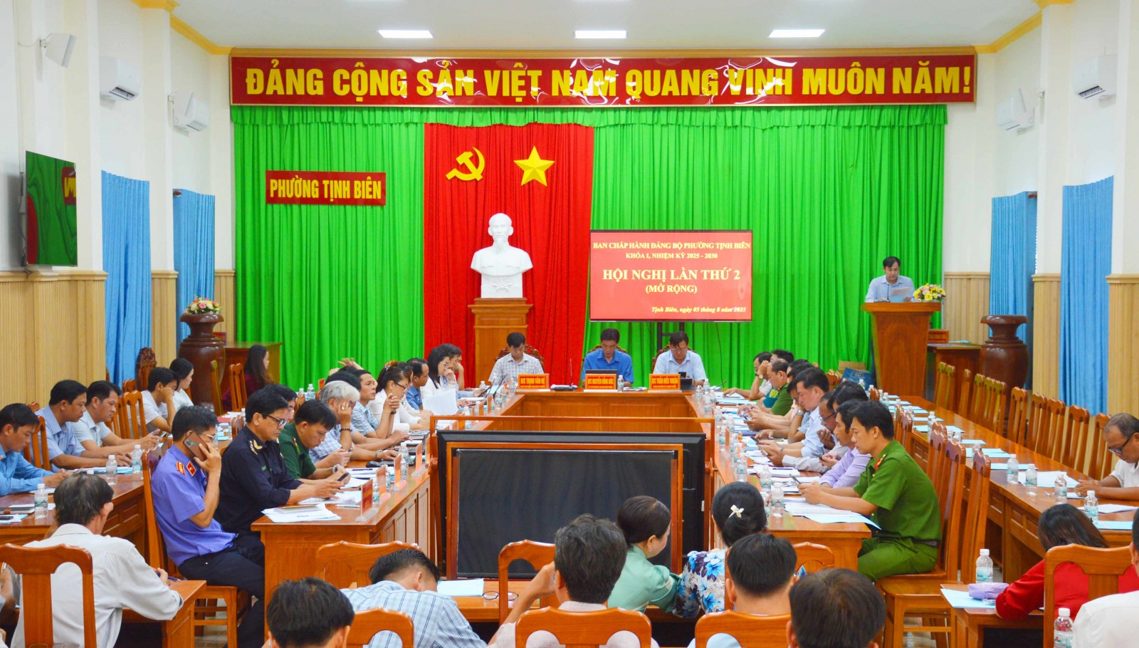 Hội nghị Ban Chấp hành Đảng bộ phường Tịnh Biên lần thứ hai