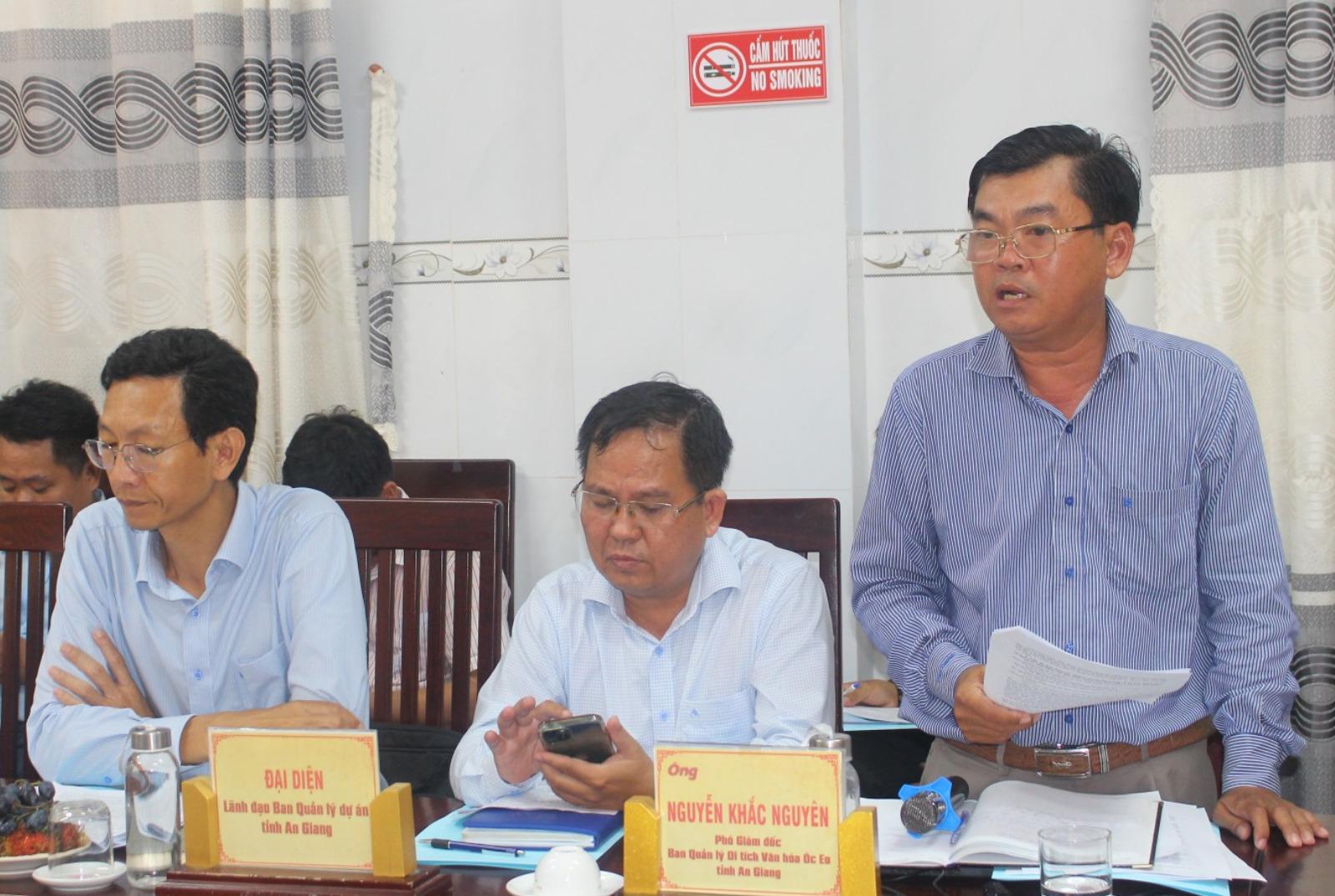 Đại diện Ban Quản lý Di tích Văn hóa Óc Eo báo cáo tại buổi làm việc.