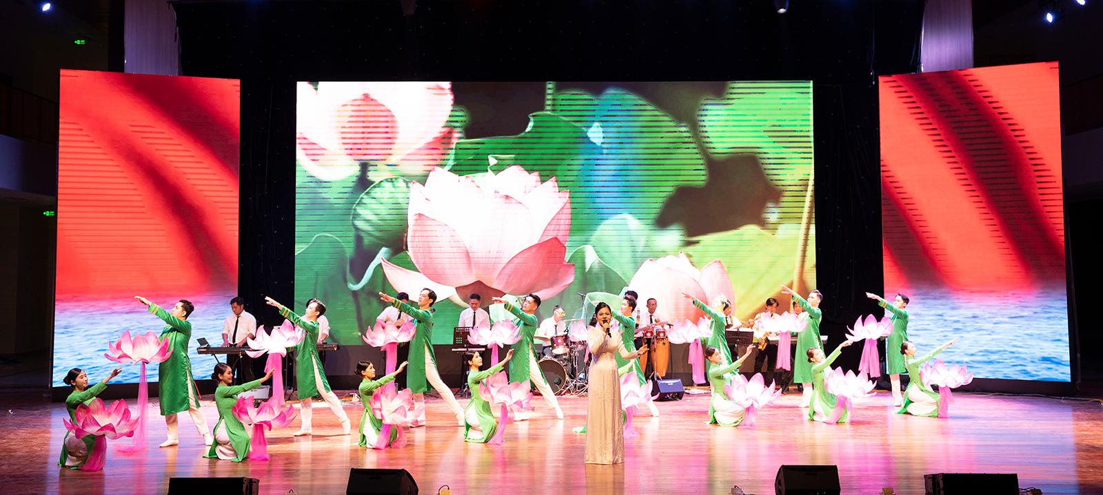 Phát huy sức mạnh văn hóa