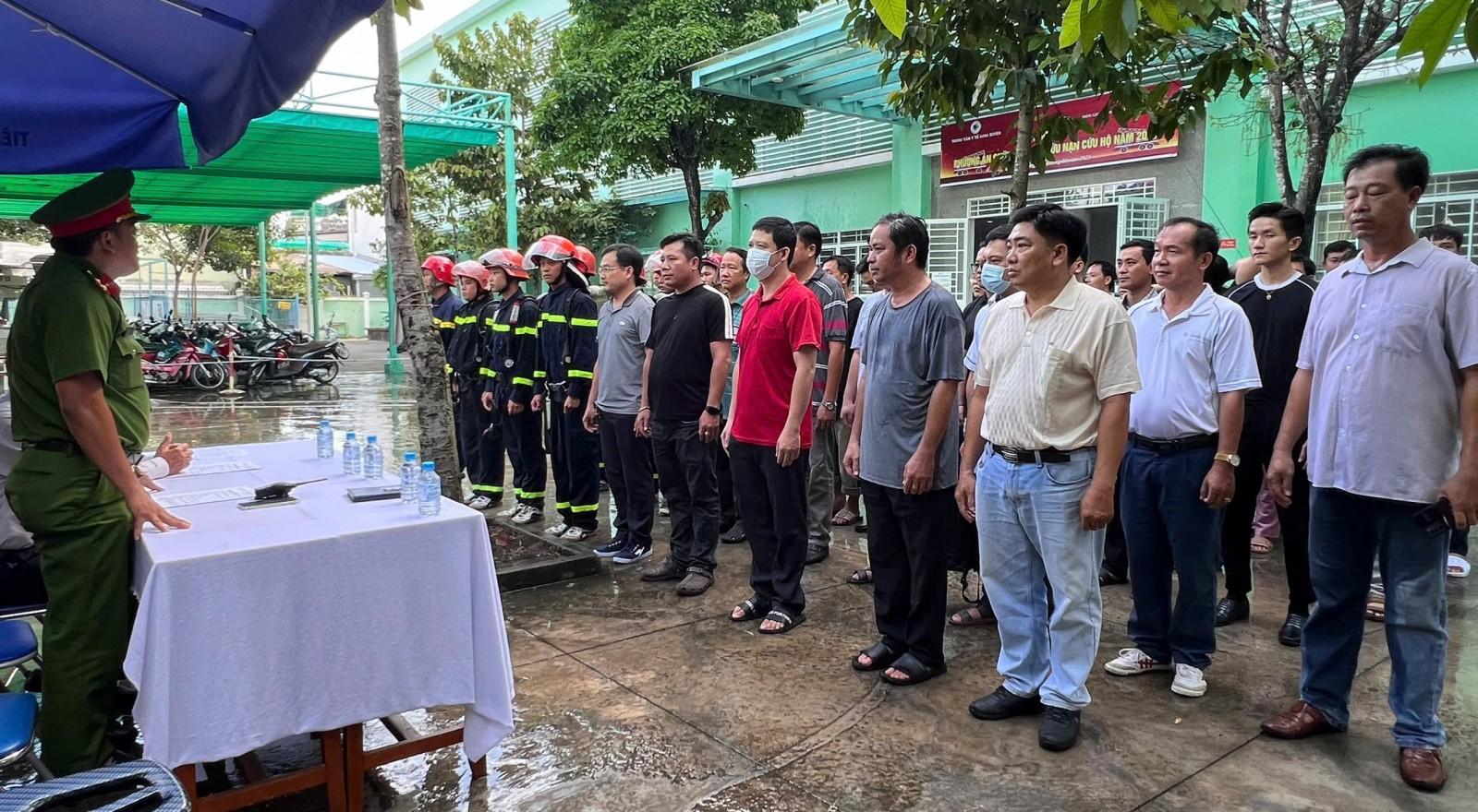 Thực tập phương án chữa cháy và cứu nạn cứu hộ tại Trung tâm Y tế Long Xuyên Nhận xét rút kinh nghiệm sau buổi thực tập