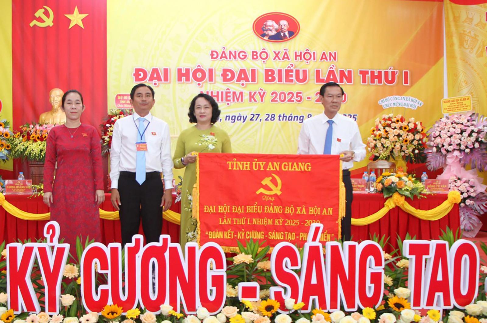 Đồng chí Nguyễn Thị Minh Kiều giữ chức Bí thư Đảng ủy xã Hội An nhiệm kỳ 2025 - 2030