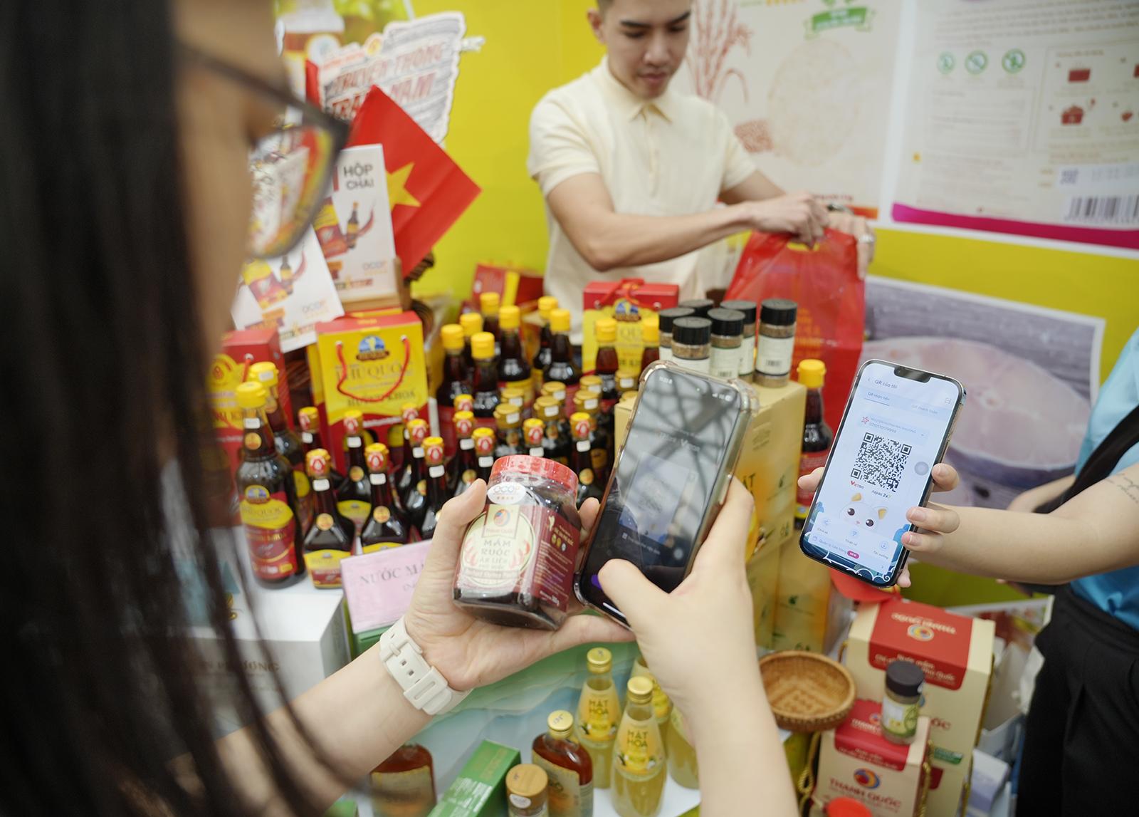 Hấp dẫn sản phẩm OCOP An Giang tại triển lãm quốc gia